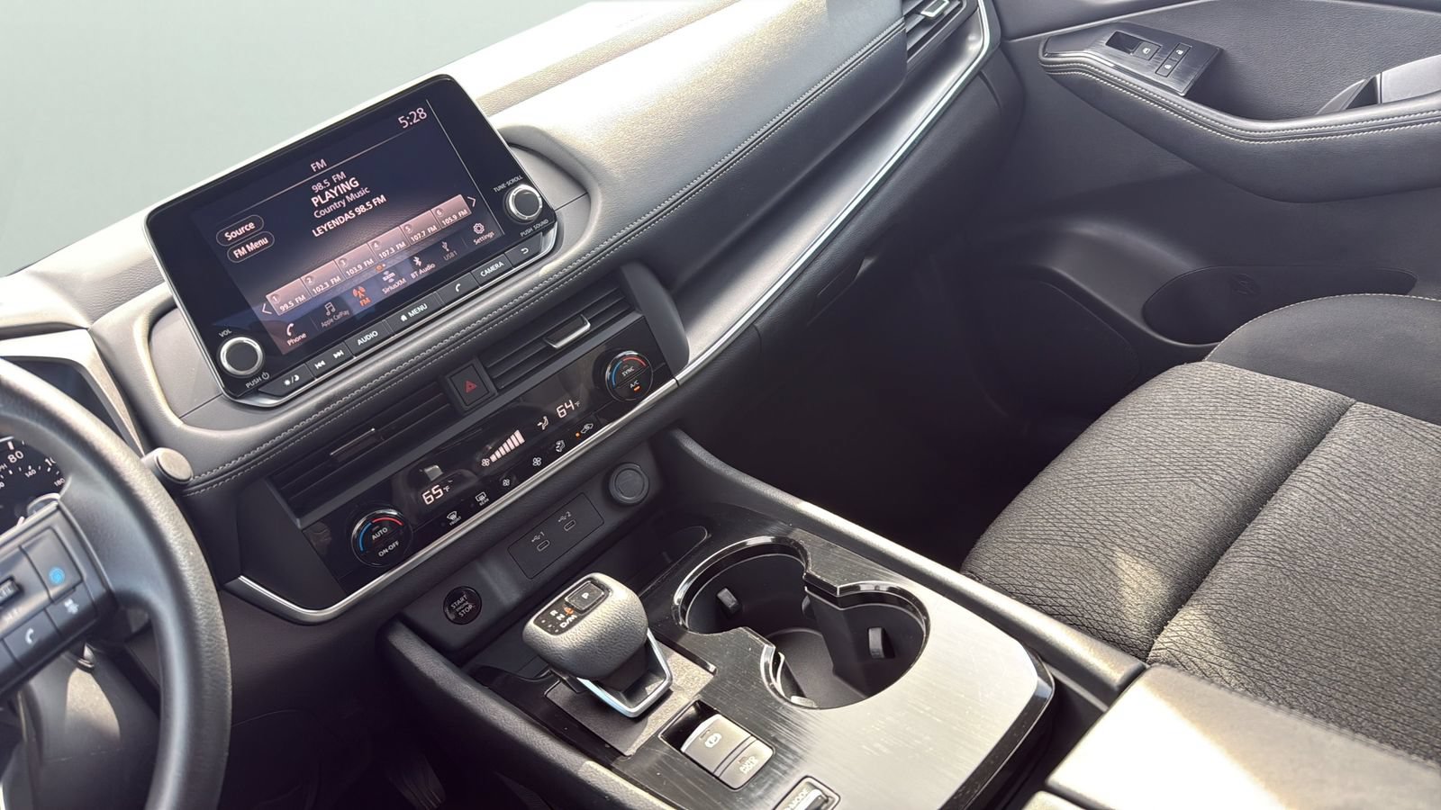 Used 2024 Nissan Rogue SV FWD image 20