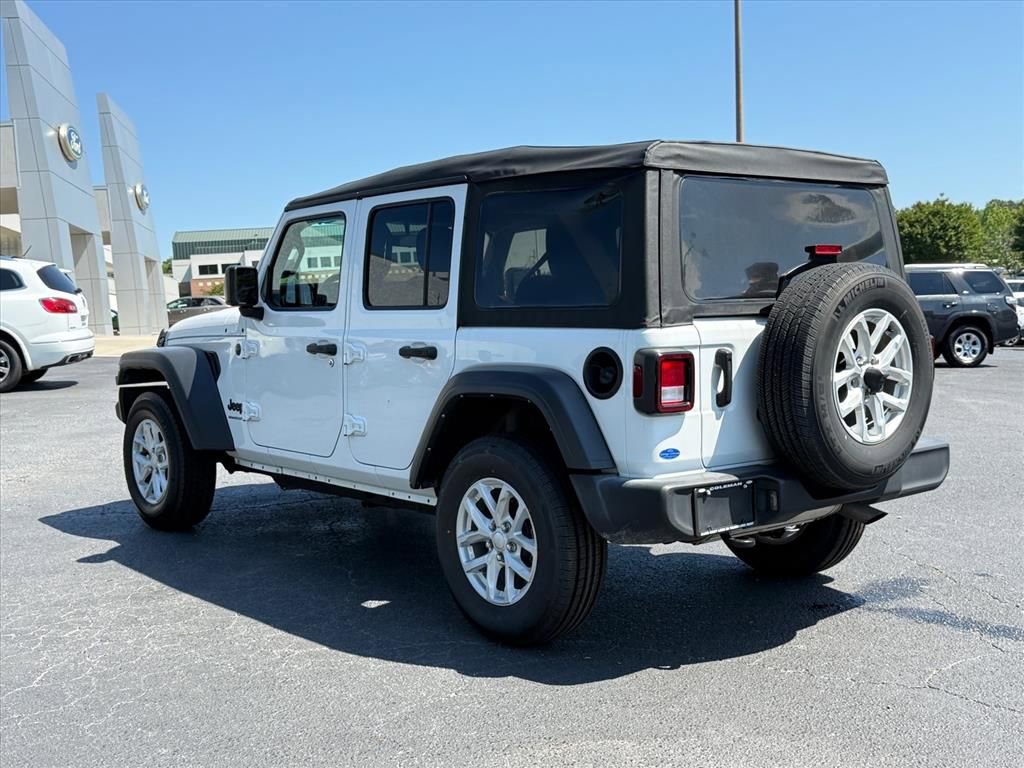 Used 2023 Jeep Wrangler Unlimited Sport AWD/4WD image 5