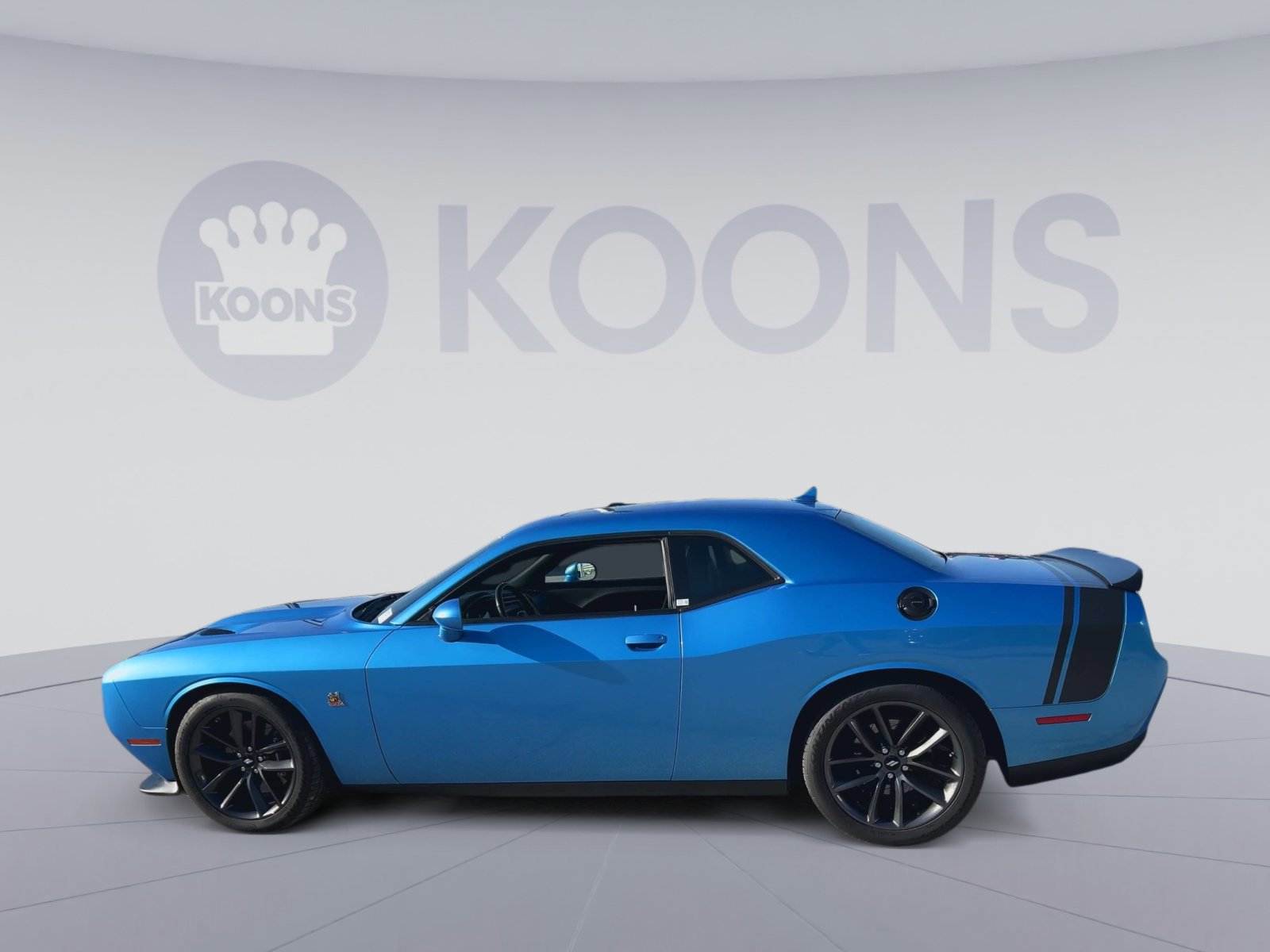 Used 2019 Dodge Challenger R/T Scat Pack w/ Plus Package RWD image 11