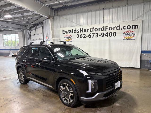 Used 2023 Hyundai Palisade Limited AWD/4WD image 2