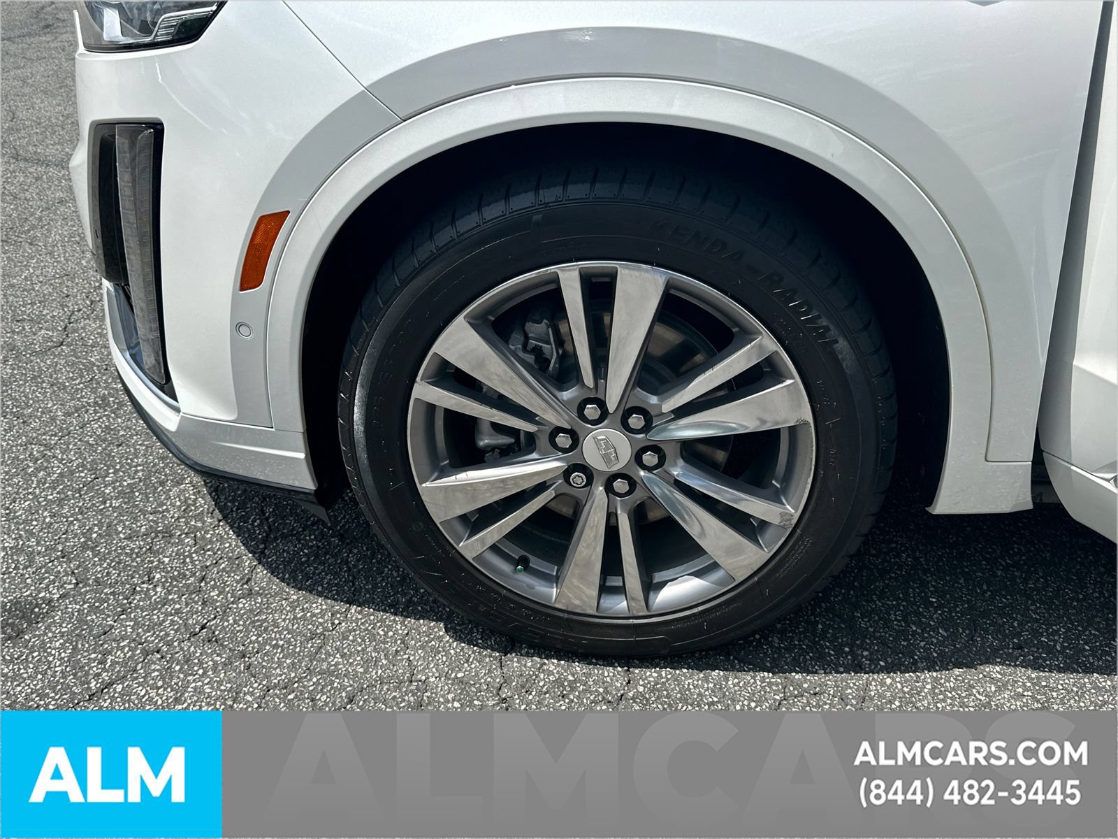 Used 2021 Cadillac XT6 Premium Luxury AWD/4WD image 12