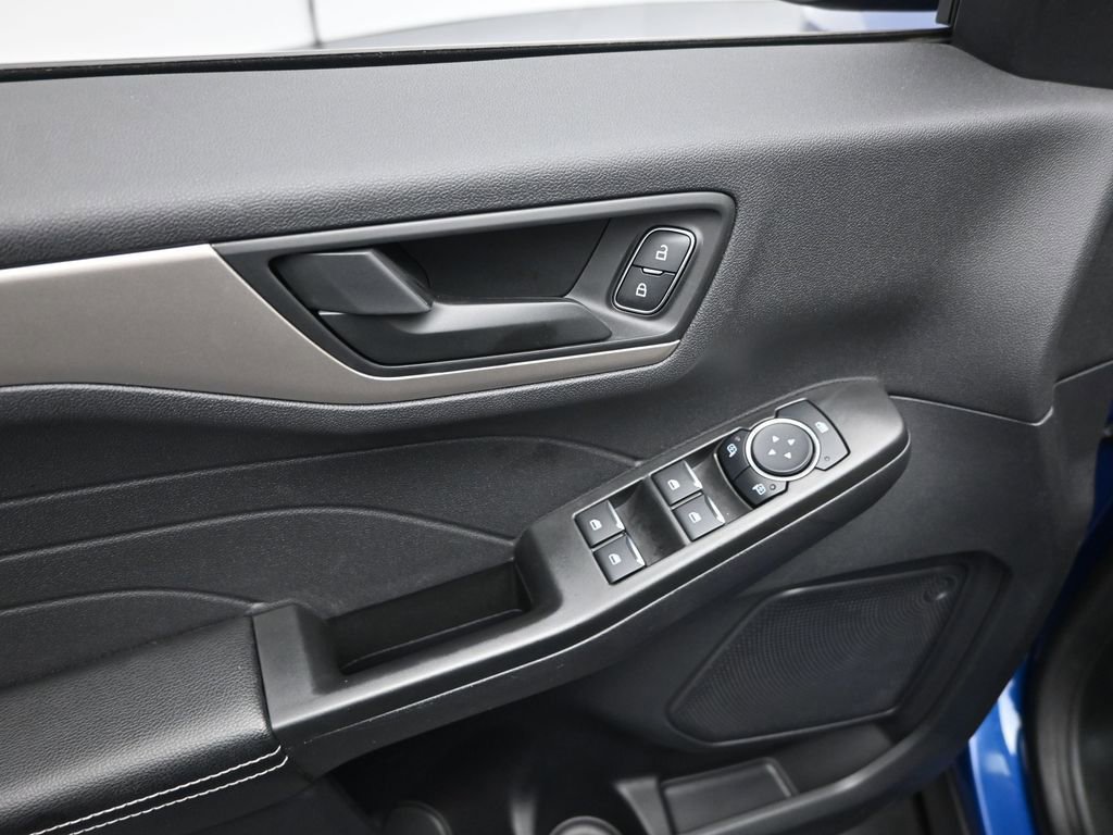 Certified 2022 Ford Escape SE w/ Convenience Package FWD image 11