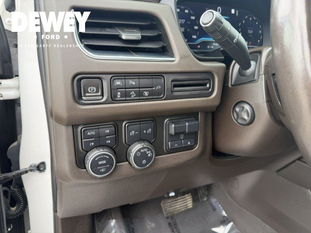 Used 2022 Chevrolet Suburban Z71 w/ Off-Road Capability Package AWD/4WD image 13