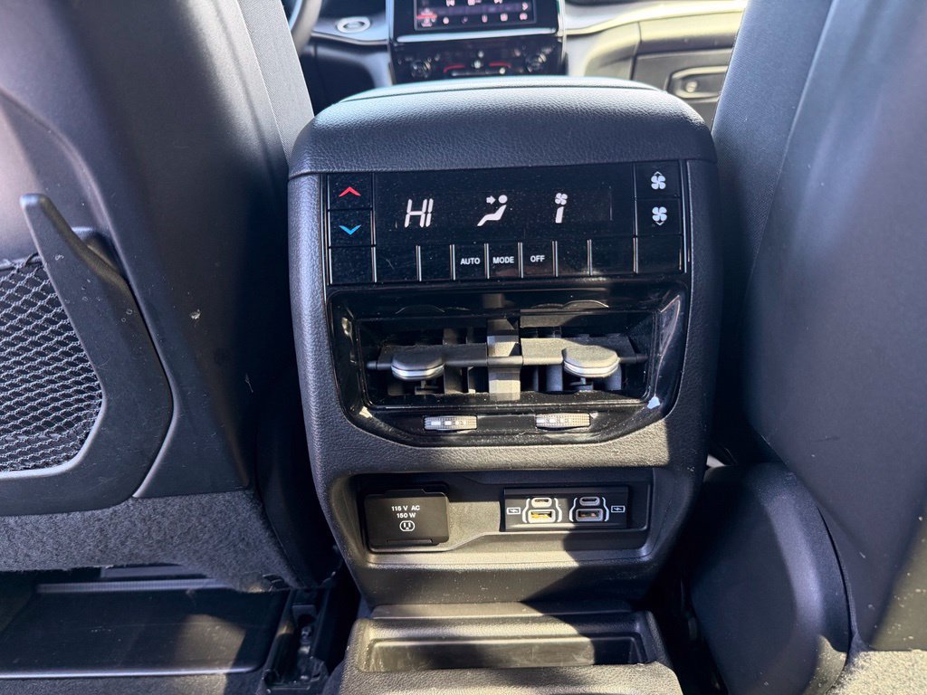 Used 2023 Jeep Grand Cherokee L Laredo AWD/4WD image 21