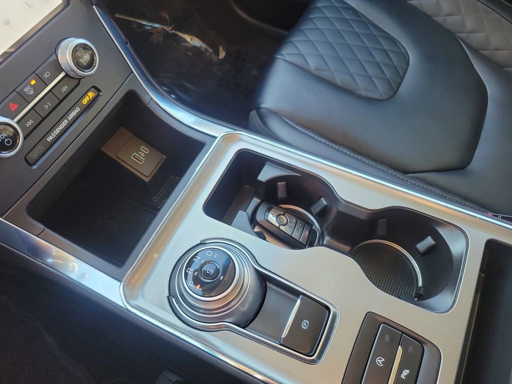 Certified 2023 Ford Edge Titanium image 19