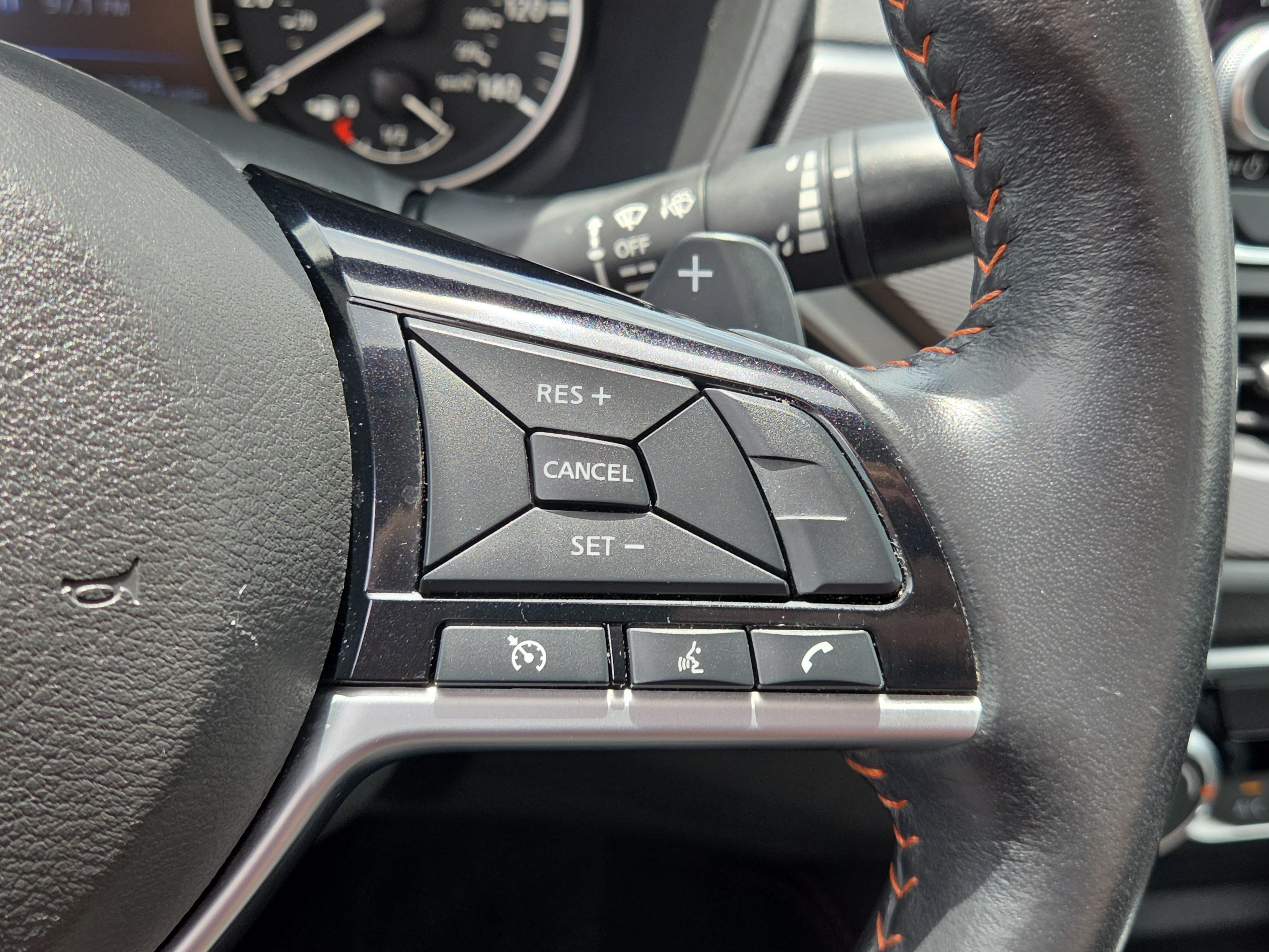 Used 2024 Nissan Altima 2.5 SR FWD image 16