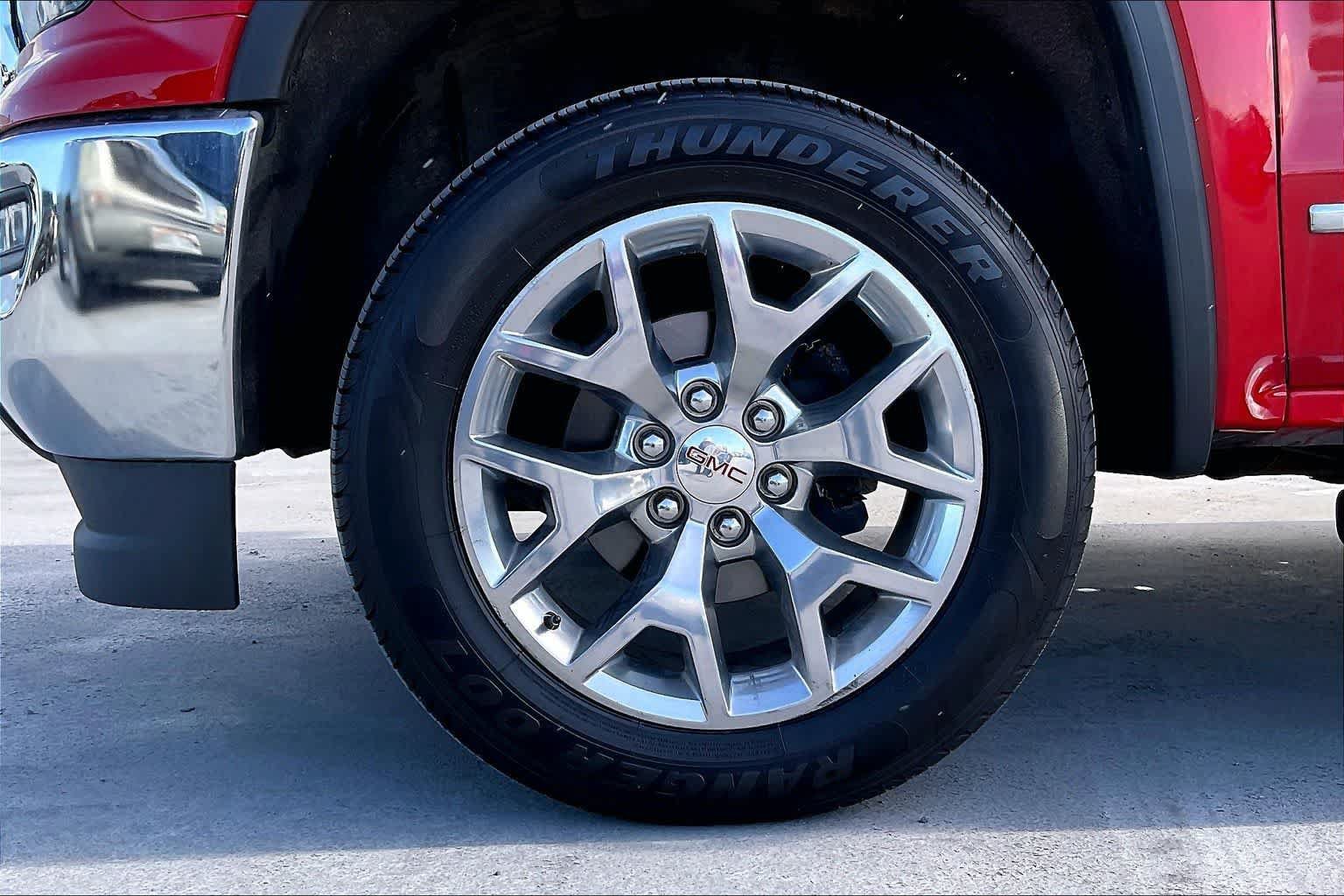 Used 2018 GMC Sierra 1500 SLT w/ SLT Premium Package AWD/4WD image 8