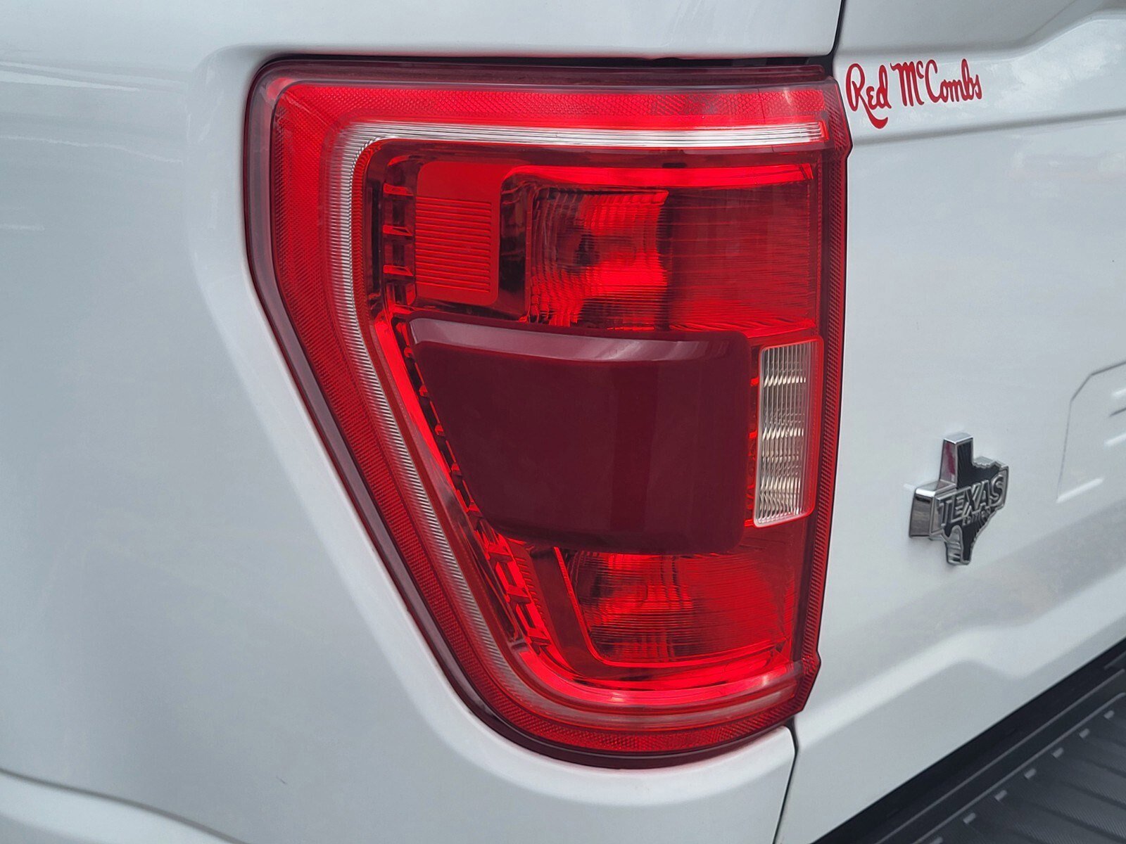 Certified 2022 Ford F150 XLT w/ Equipment Group 302A High image 9