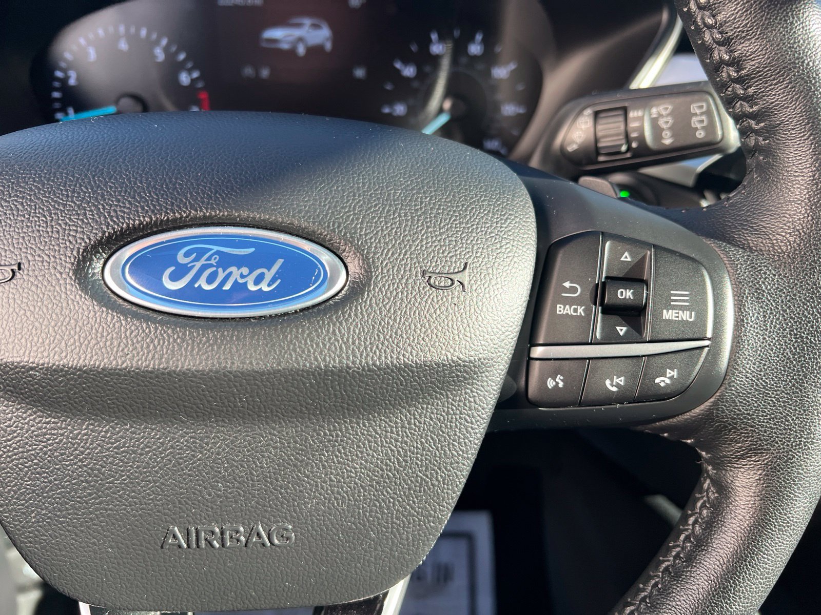 Certified 2020 Ford Escape SEL AWD/4WD image 26