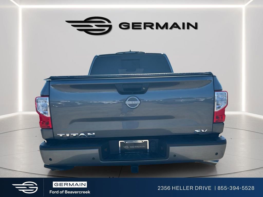 Used 2023 Nissan Titan SV w/ SV Convenience Package image 4