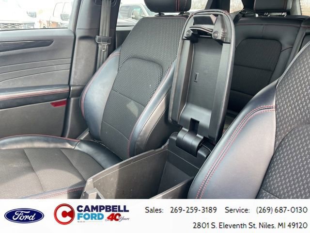 Certified 2023 Ford Escape ST-Line w/ Tech Pack #1 AWD/4WD image 21