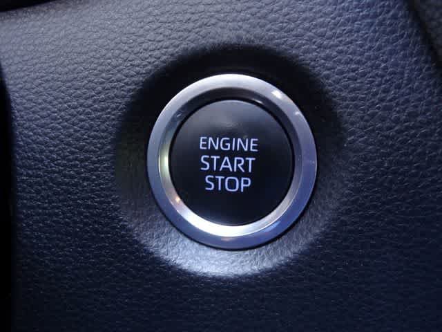 Used 2022 Toyota Corolla SE FWD image 21