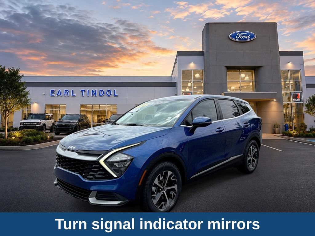 Used 2023 Kia Sportage EX FWD image 4