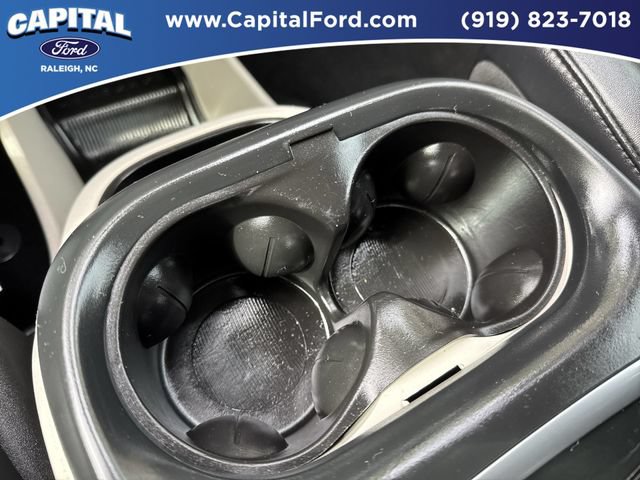 Used 2024 Chrysler Pacifica Touring-L FWD image 30
