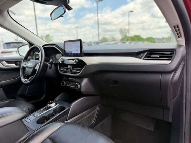 Certified 2022 Ford Escape SEL FWD image 18