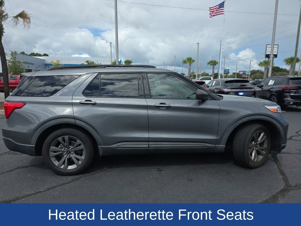 Certified 2021 Ford Explorer XLT w/ Equipment Group 202A RWD image 2