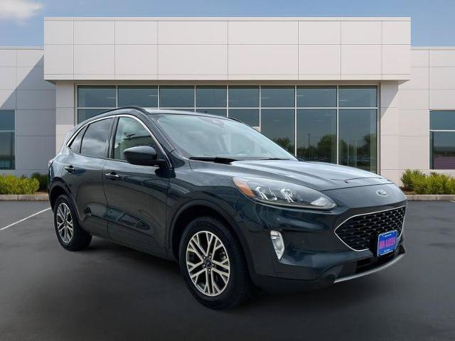 Certified 2022 Ford Escape SEL w/ Technology Package AWD/4WD image 3