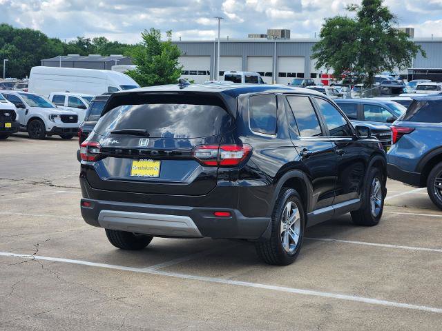 Used 2024 Honda Pilot EX-L image 6