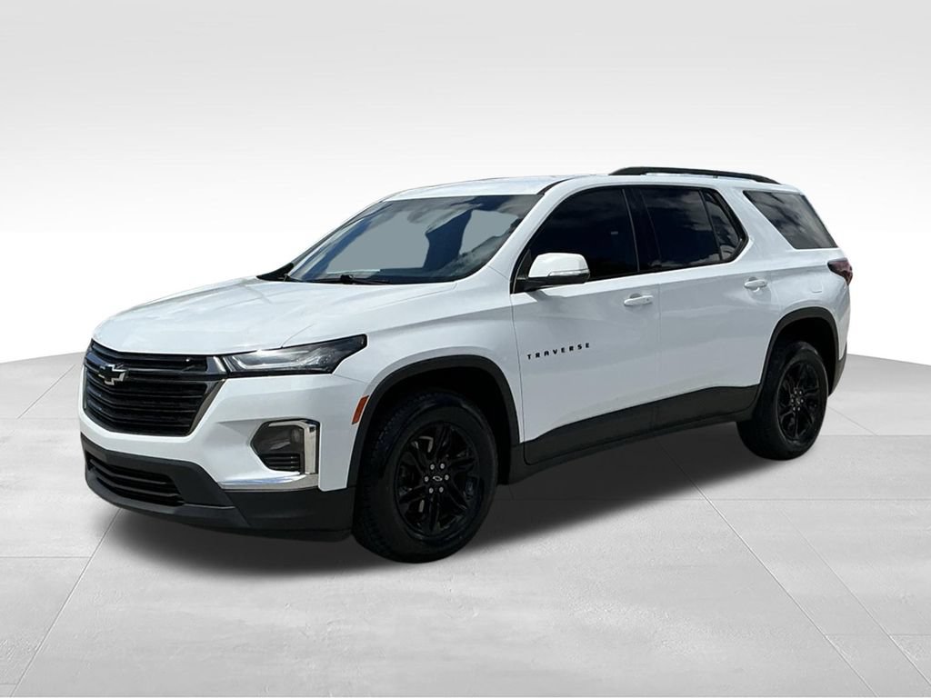 Used 2023 Chevrolet Traverse LT FWD image 2