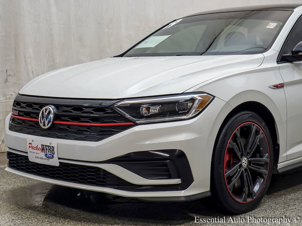Used 2019 Volkswagen Jetta GLI FWD image 3