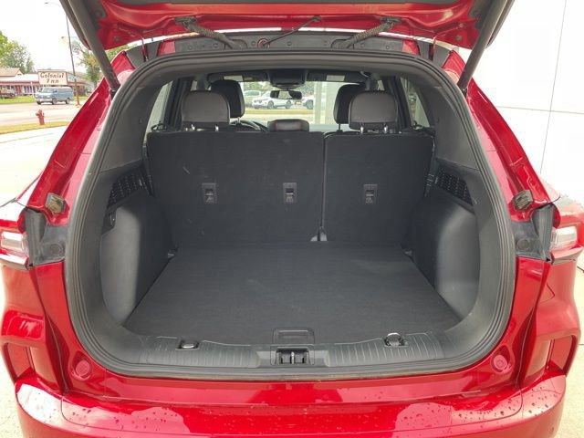Certified 2023 Ford Escape ST-Line Elite AWD/4WD image 12