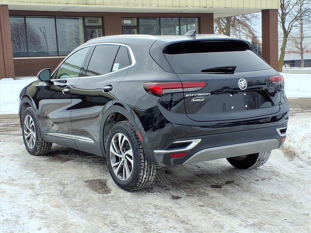 Used 2023 Buick Envision Essence image 3