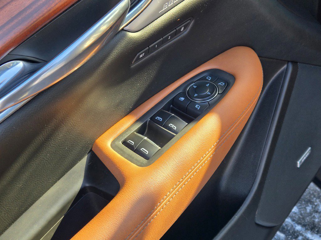 Used 2021 Cadillac XT5 Premium Luxury image 19