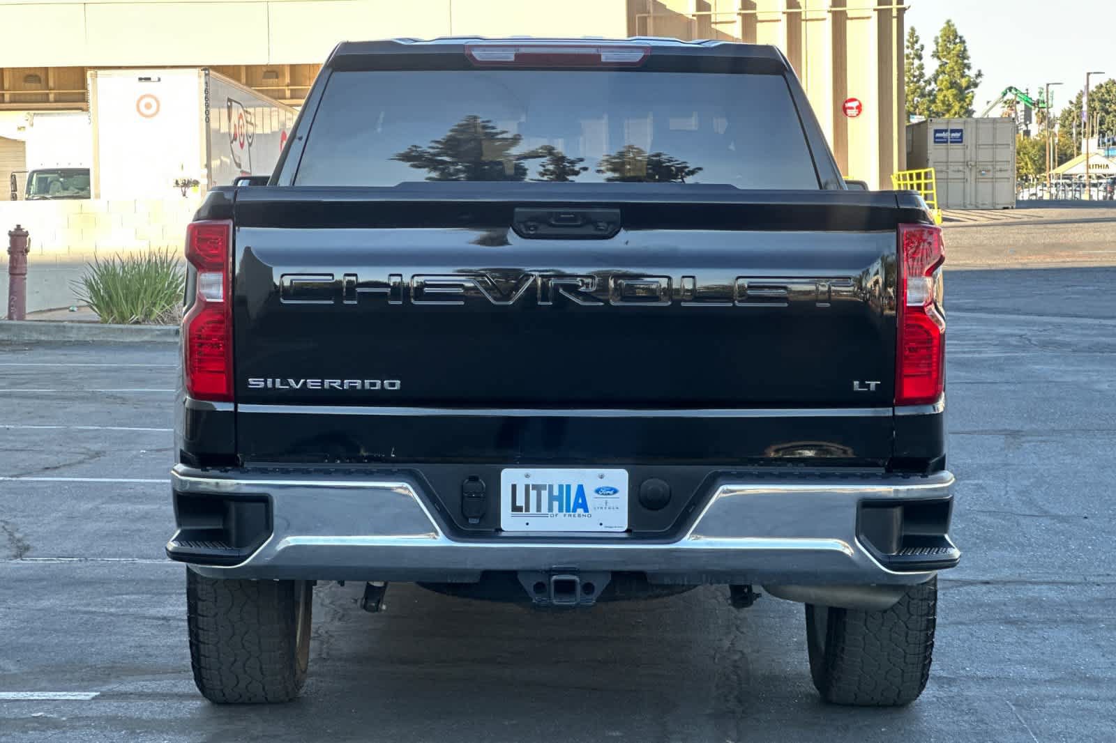 Used 2026 Chevrolet Silverado 1500 LT AWD/4WD image 8