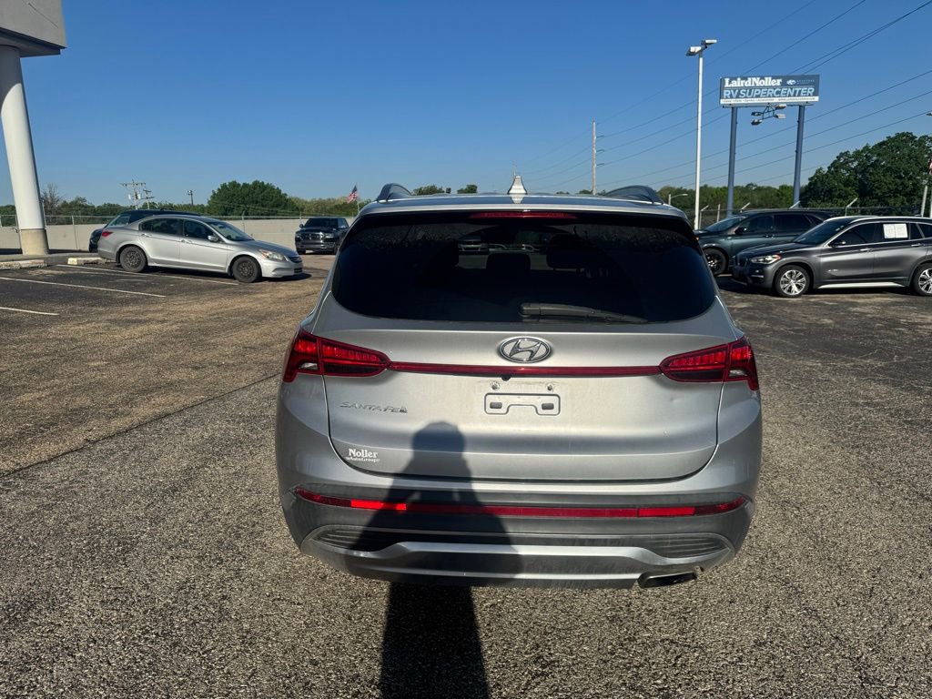 Used 2022 Hyundai Santa Fe SEL FWD image 3