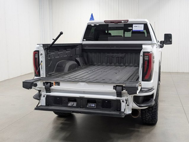 Used 2024 GMC Sierra 2500 AT4 w/ AT4 Premium Plus Package AWD/4WD image 25