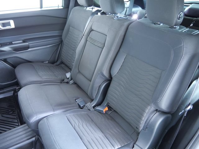 Certified 2020 Ford Explorer XLT w/ Comfort Package AWD/4WD image 15