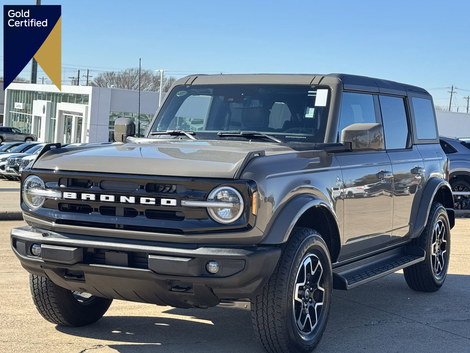 Certified 2025 Ford Bronco Outer Banks image 1
