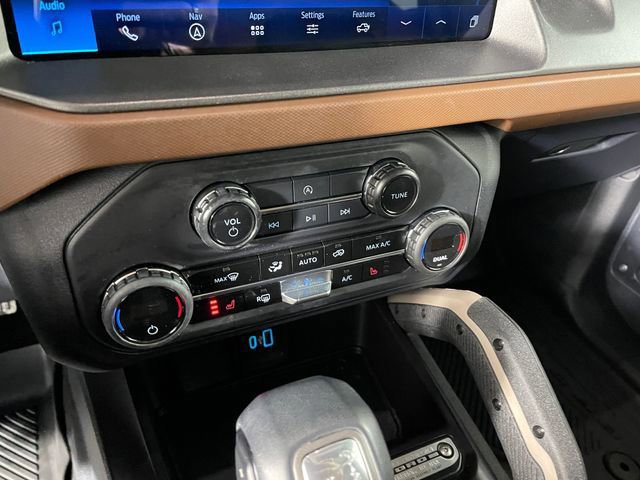 Certified 2024 Ford Bronco Outer Banks w/ Sasquatch Package image 14