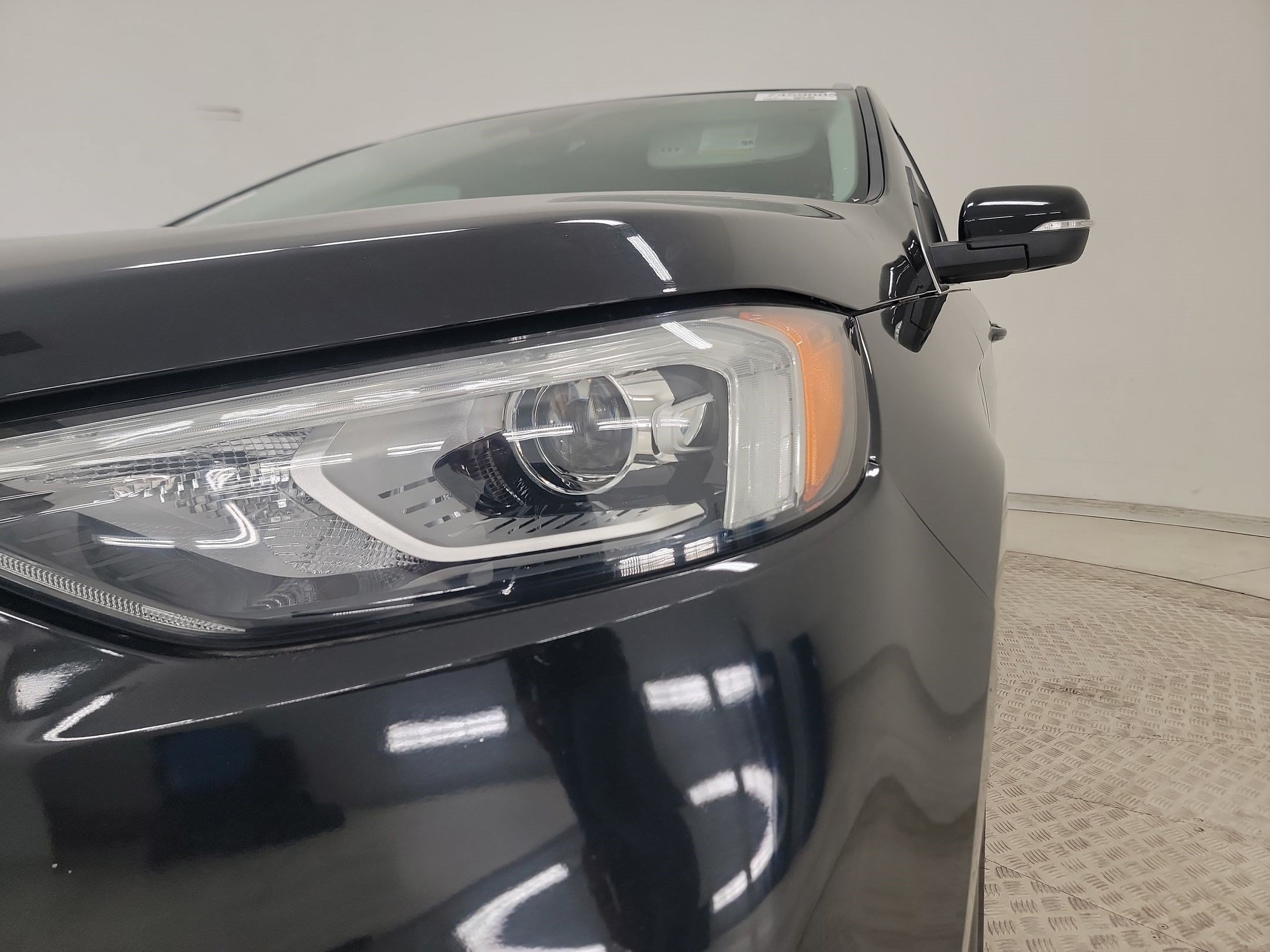 Certified 2020 Ford Edge SEL w/ Convenience Package FWD image 9