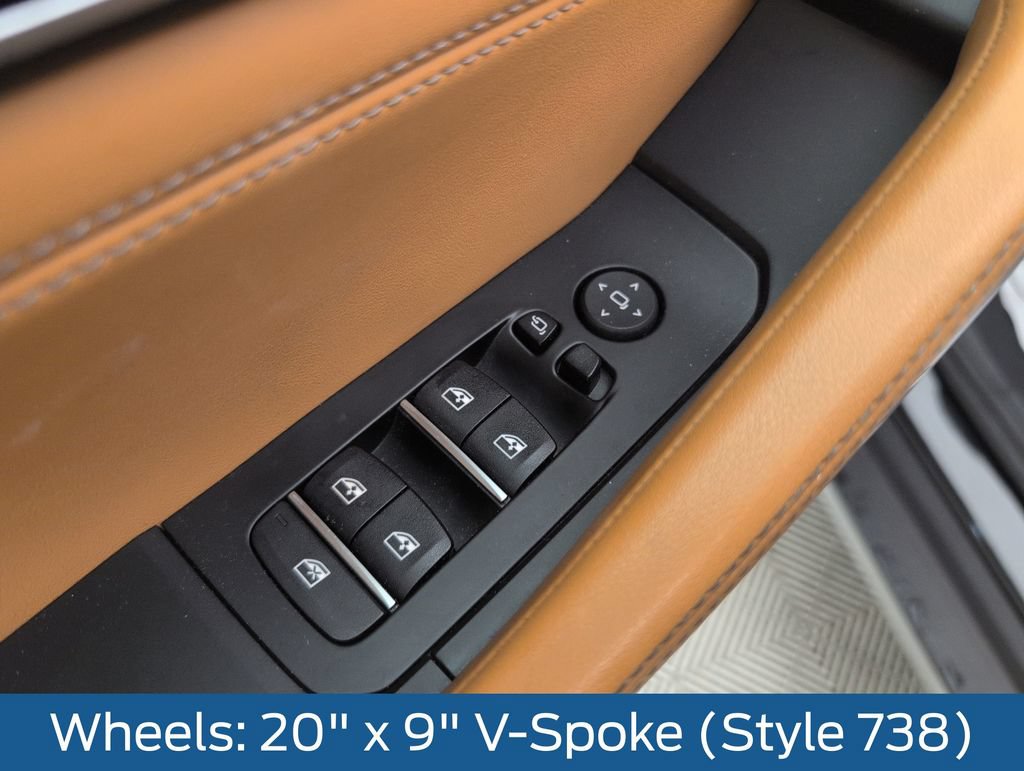 Used 2023 BMW X6 xDrive40i w/ Premium Package AWD/4WD image 36