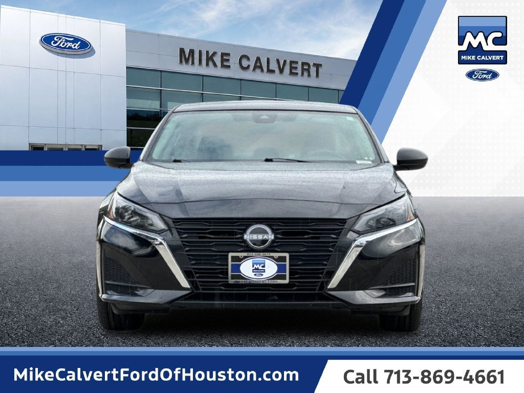 Used 2025 Nissan Altima 2.5 SV FWD image 8