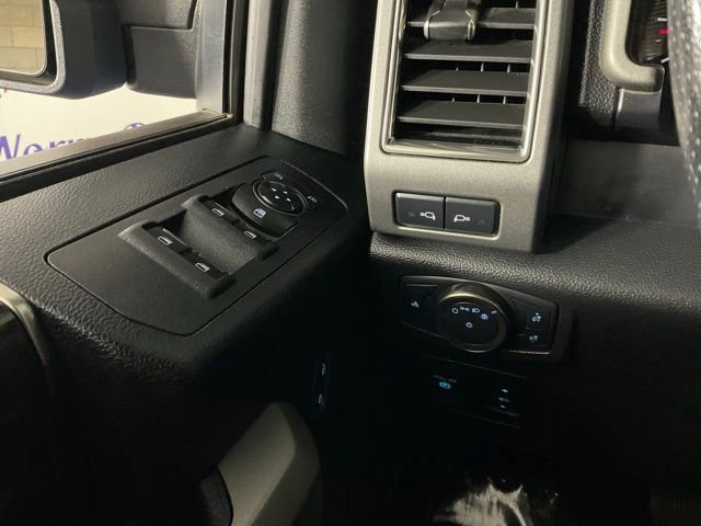 Certified 2019 Ford F150 Raptor w/ Equipment Group 801A Mid image 19