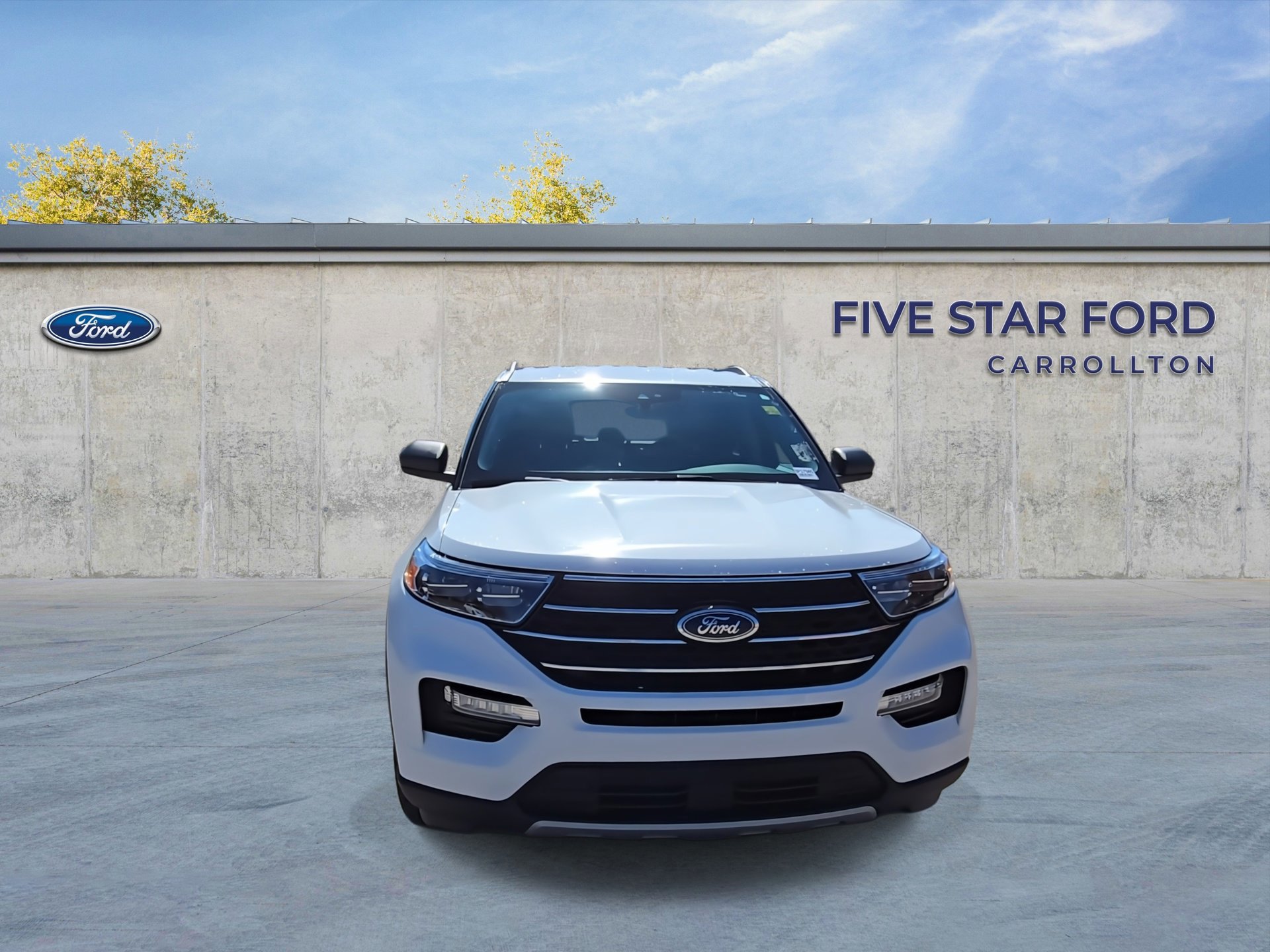 Certified 2023 Ford Explorer XLT w/ Equipment Group 202A image 9