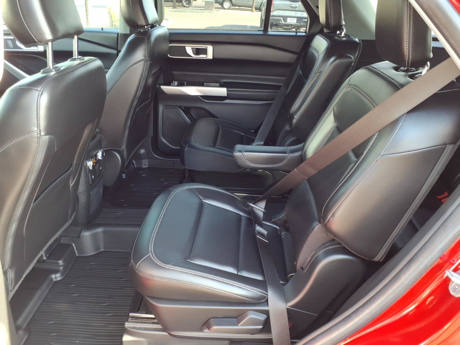 Certified 2023 Ford Explorer XLT w/ Equipment Group 202A AWD/4WD image 15