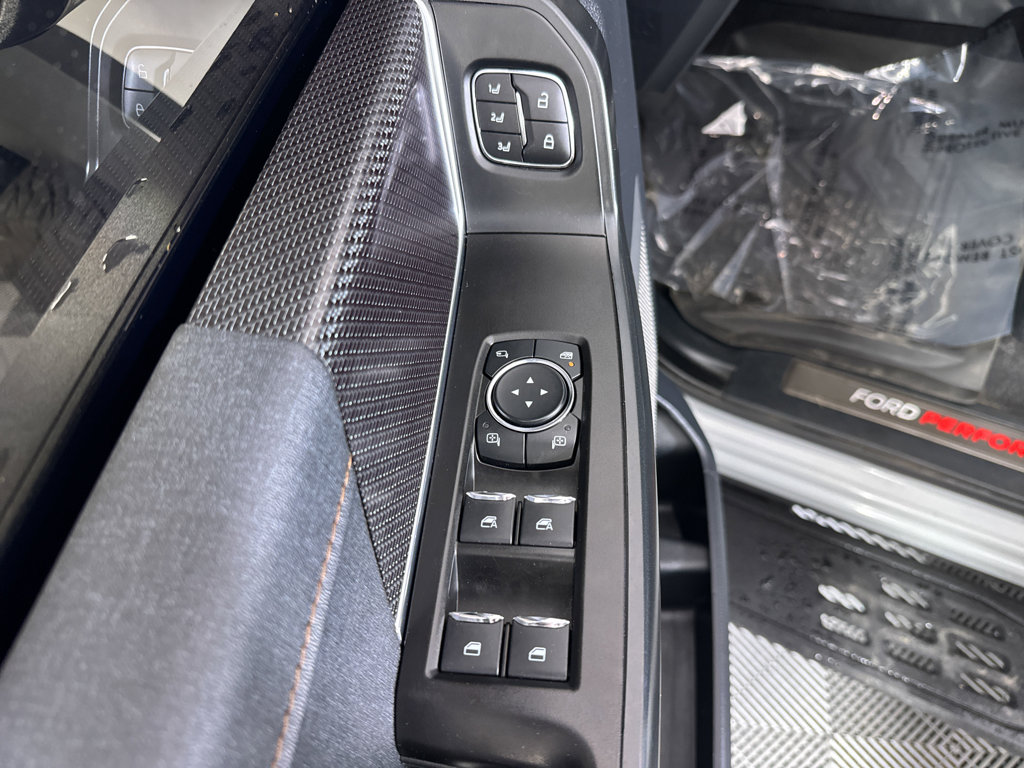 Certified 2023 Ford F150 Raptor w/ Raptor Carbon Fiber Package image 44