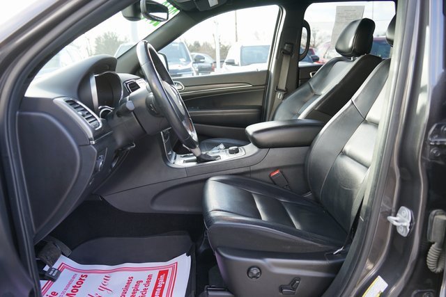 Used 2019 Jeep Grand Cherokee Limited image 11