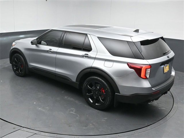 Certified 2021 Ford Explorer ST w/ ST Street Pack image 39