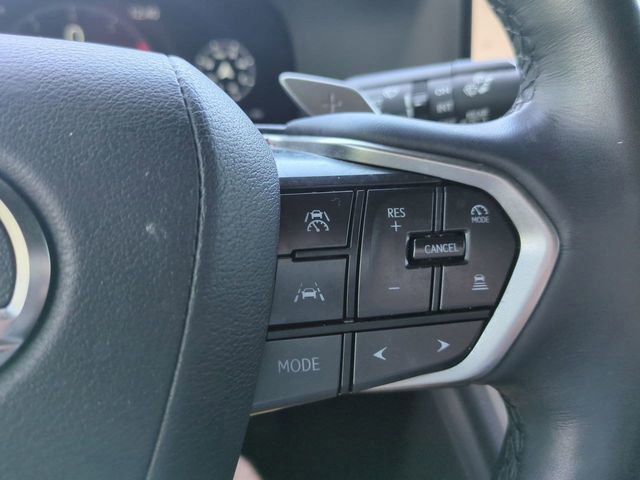 Used 2024 Lexus GX 550 w/ Accessory Package (31) image 28