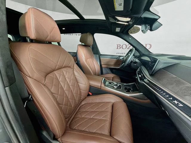 Used 2024 BMW X7 xDrive40i AWD/4WD image 35