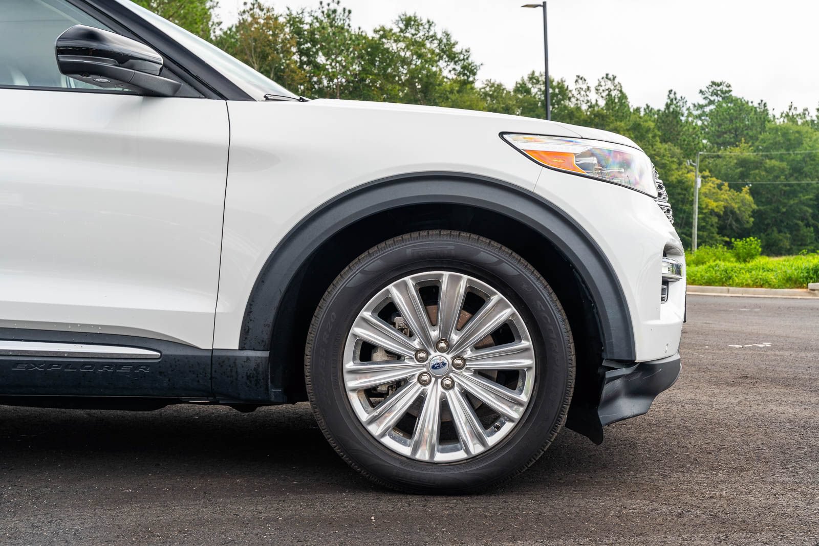 Certified 2023 Ford Explorer Limited w/ Equipment Group 301A RWD image 9