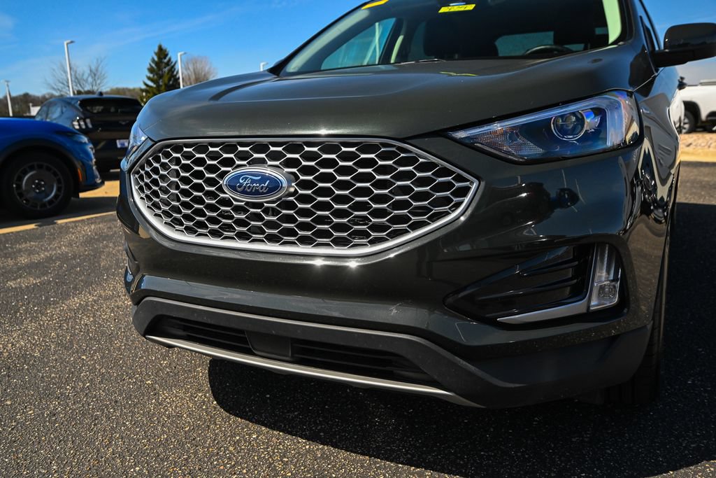 Certified 2024 Ford Edge SEL w/ Convenience Package AWD/4WD image 11