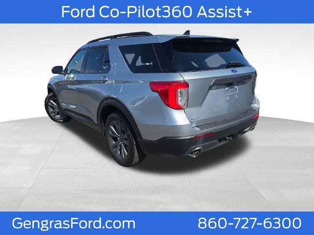 Certified 2022 Ford Explorer XLT w/ Equipment Group 202A AWD/4WD image 7