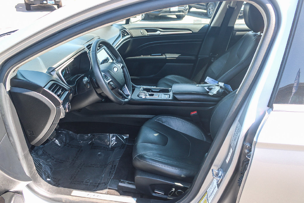 Certified 2020 Ford Fusion Titanium FWD image 19