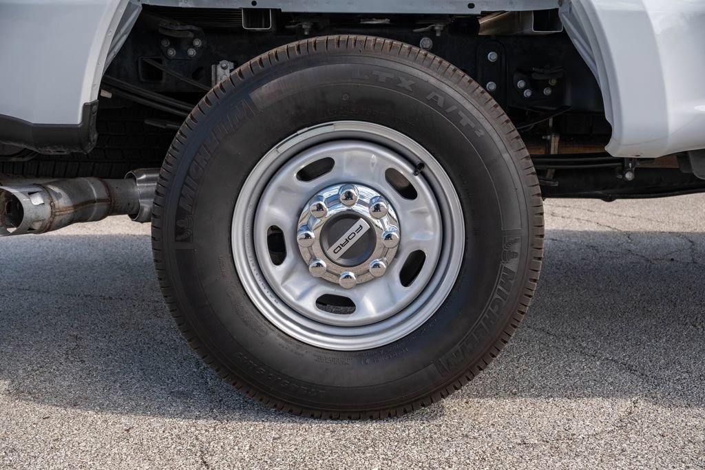 Certified 2025 Ford F250 XL AWD/4WD image 11