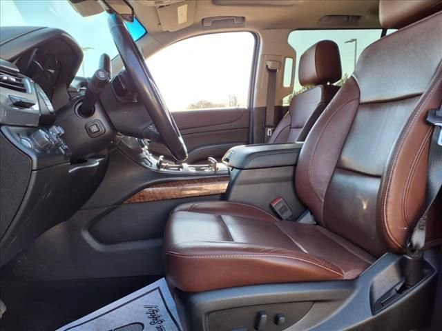 Used 2019 Chevrolet Suburban Premier w/ Premier Plus Edition image 14